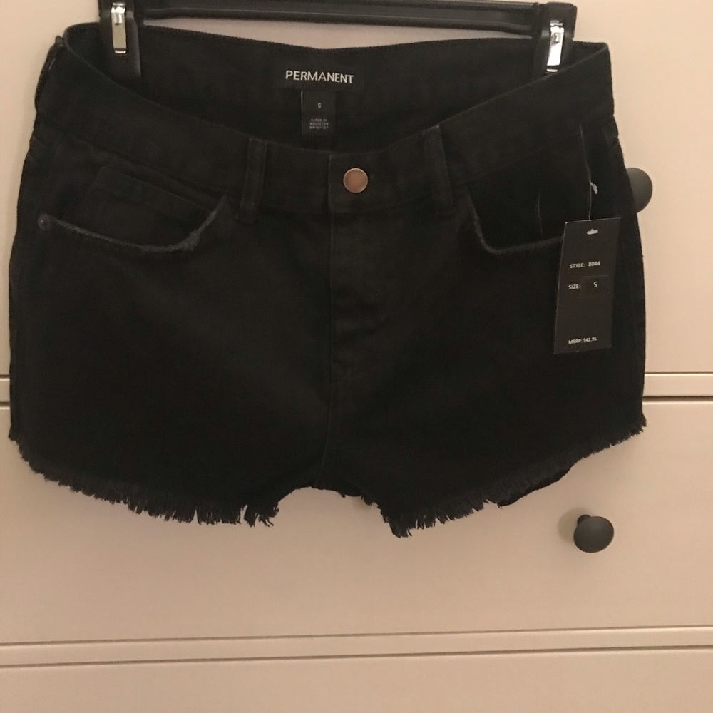 Permanent black cut off shorts Size Small